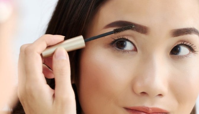 Essential Grooming Tips for Taming Unruly Eyebrows